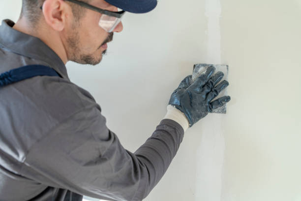 Best Mold Remediation for Vacation Homes  in Weaver, AL